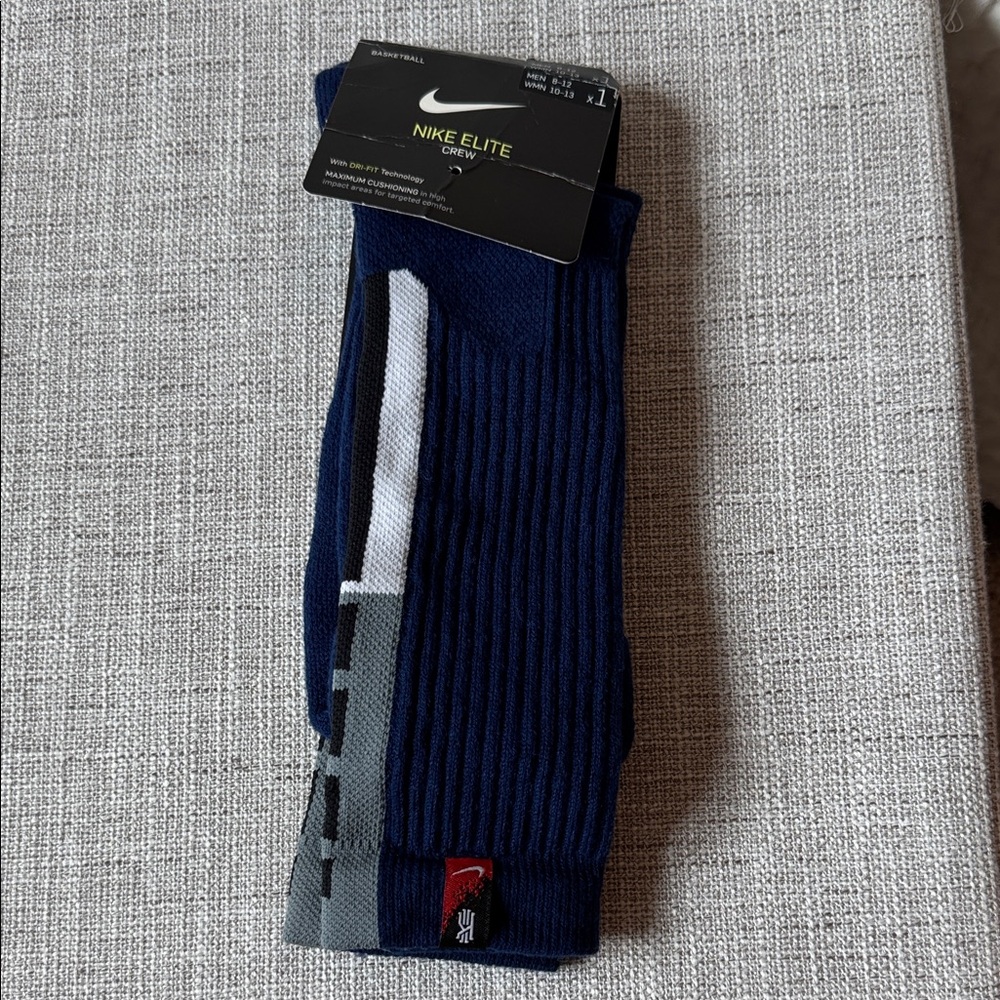 Nike Elite Crew Men's Socks - Blue and Gray